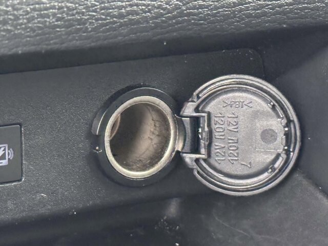 2024 Mitsubishi Outlander in Winchester, VA 22602 - 18105976 20