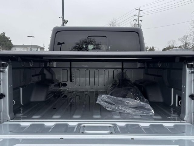 2023 Jeep Gladiator in Winchester, VA 22602 - 18105978 12