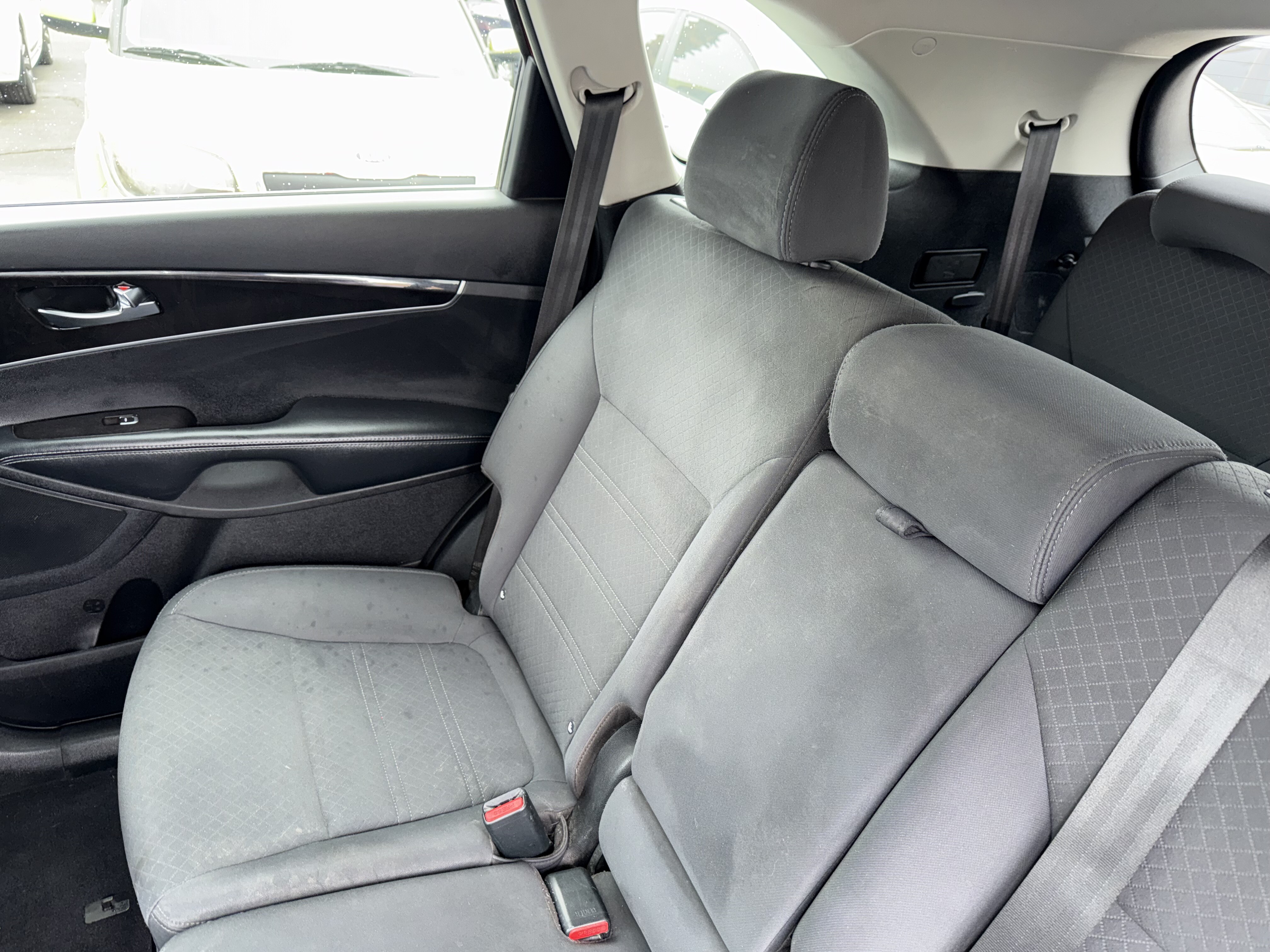 2018 Kia Sorento in Phoenix, AZ 85022 - 18105980 8