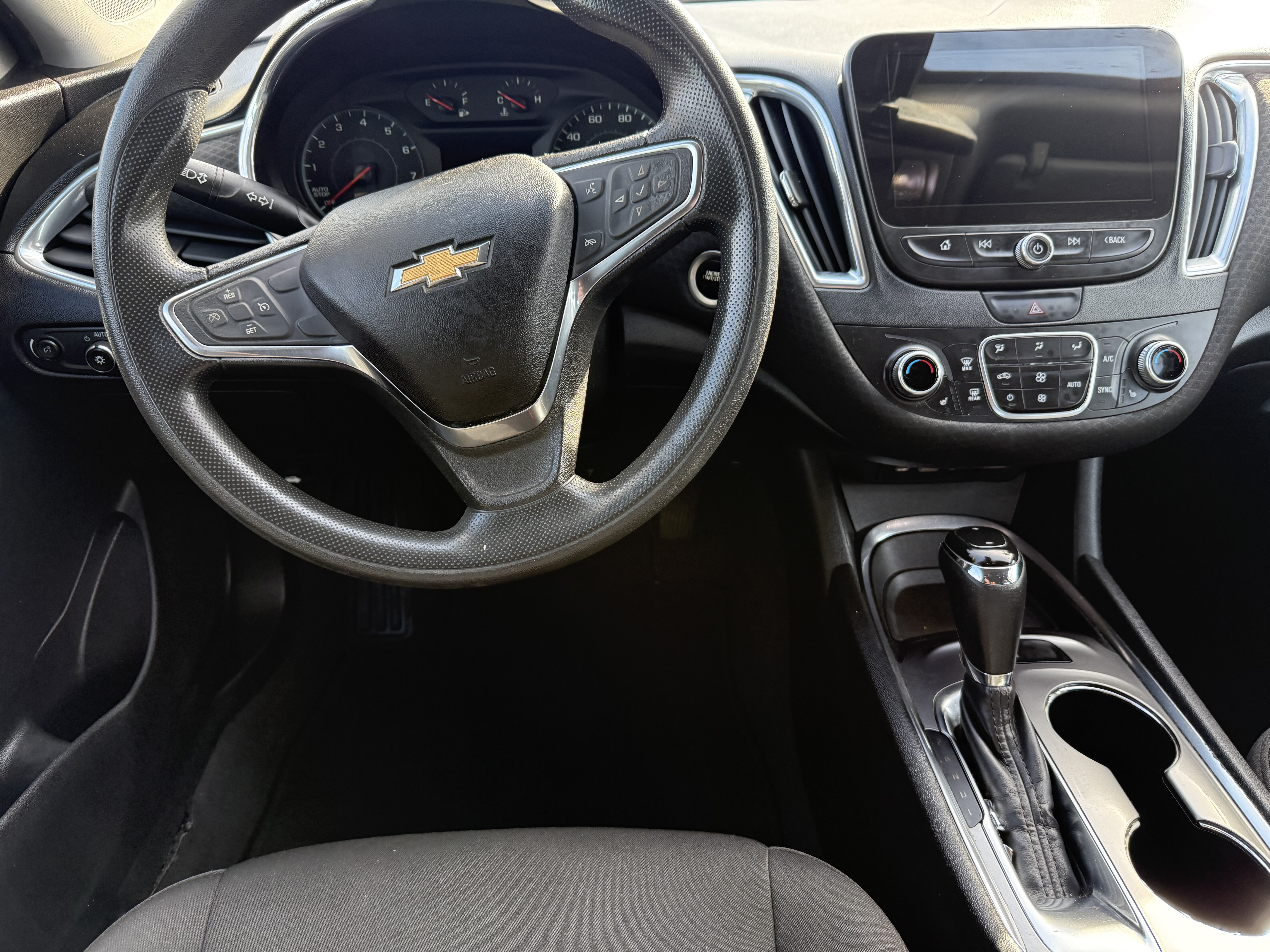 2017 Chevrolet Malibu in Phoenix, AZ 85022 - 18105983 7