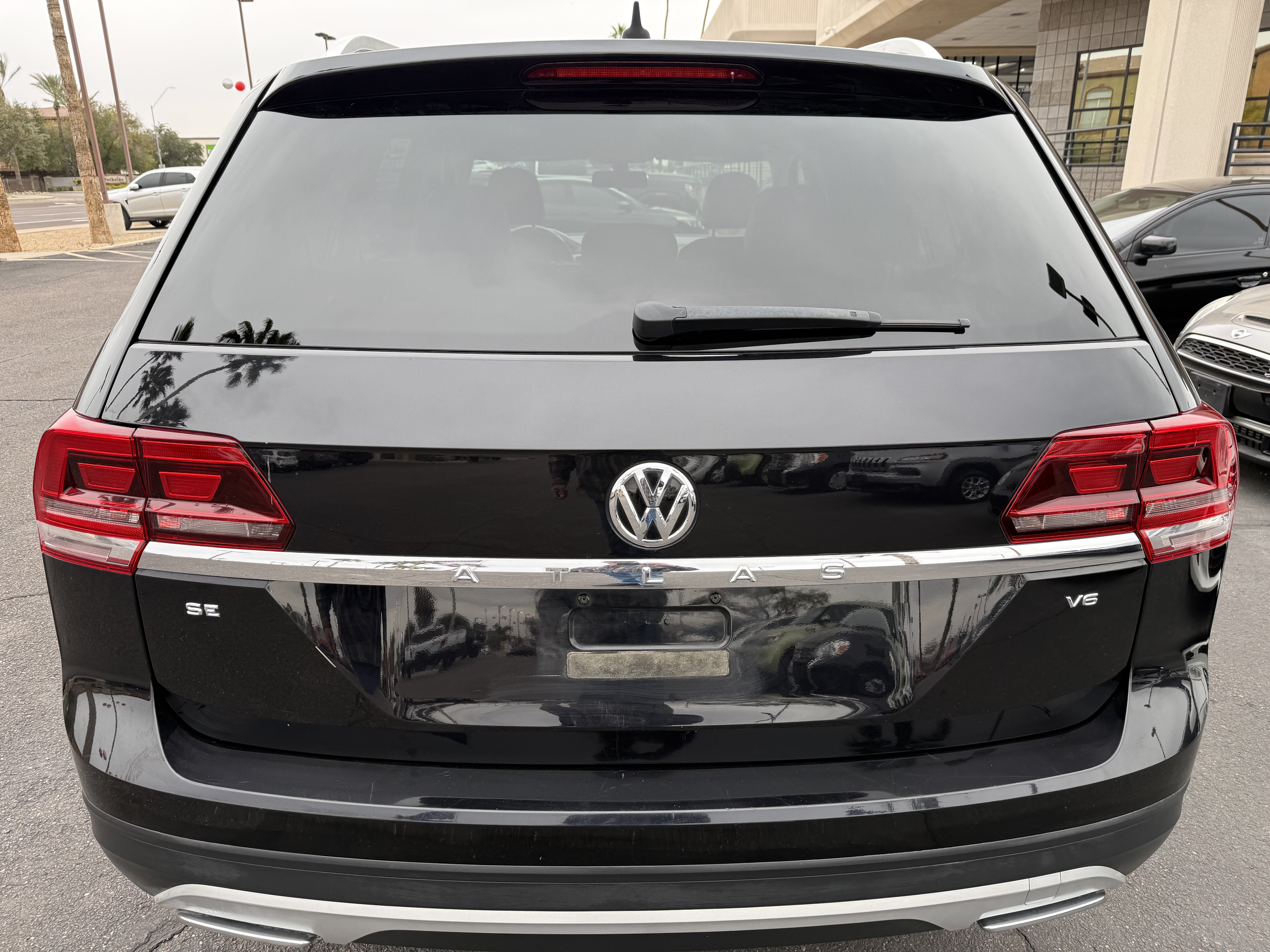 2018 Volkswagen Atlas in Phoenix, AZ 85022 - 18105986 5