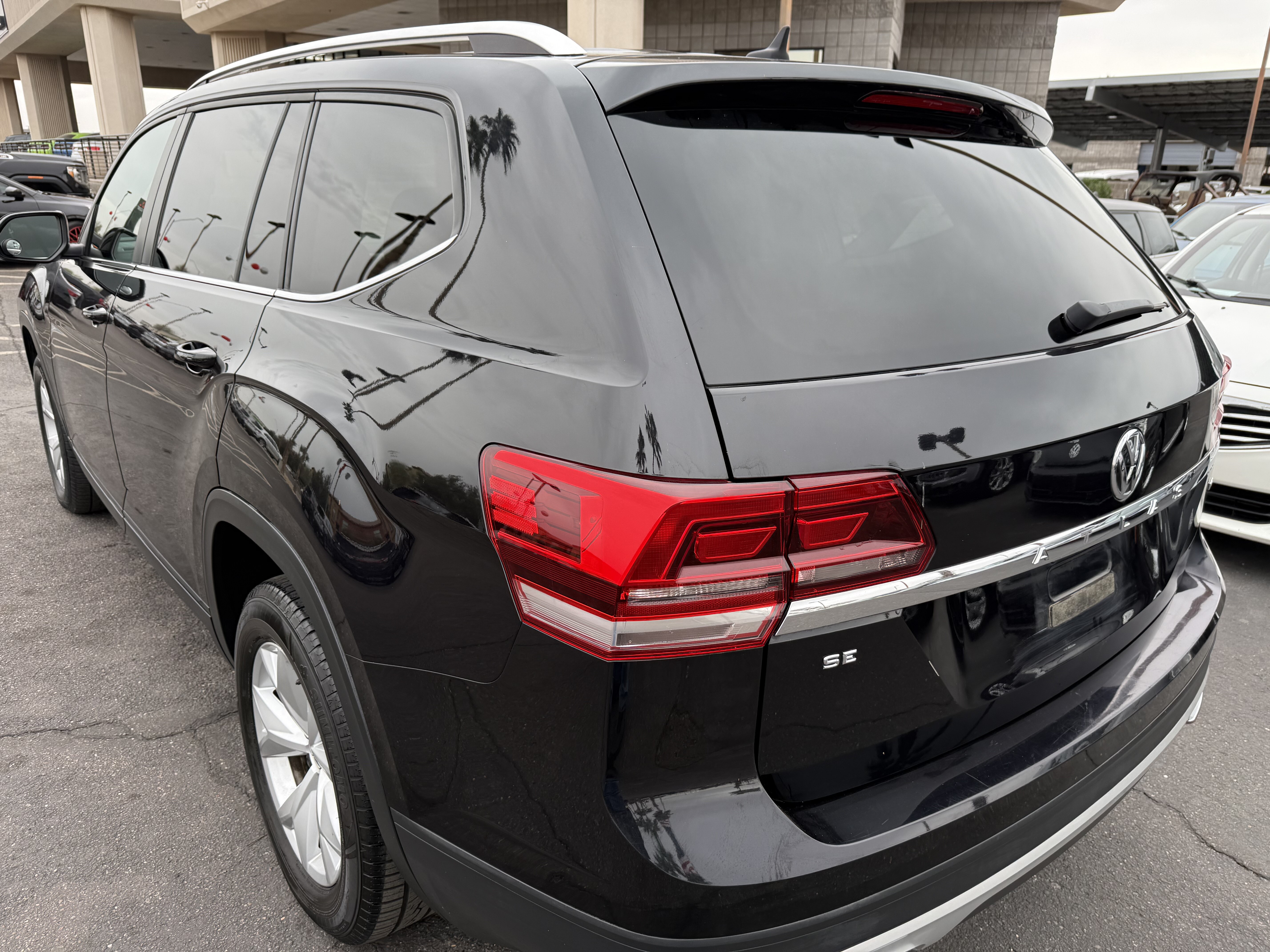 2018 Volkswagen Atlas in Phoenix, AZ 85022 - 18105986 6