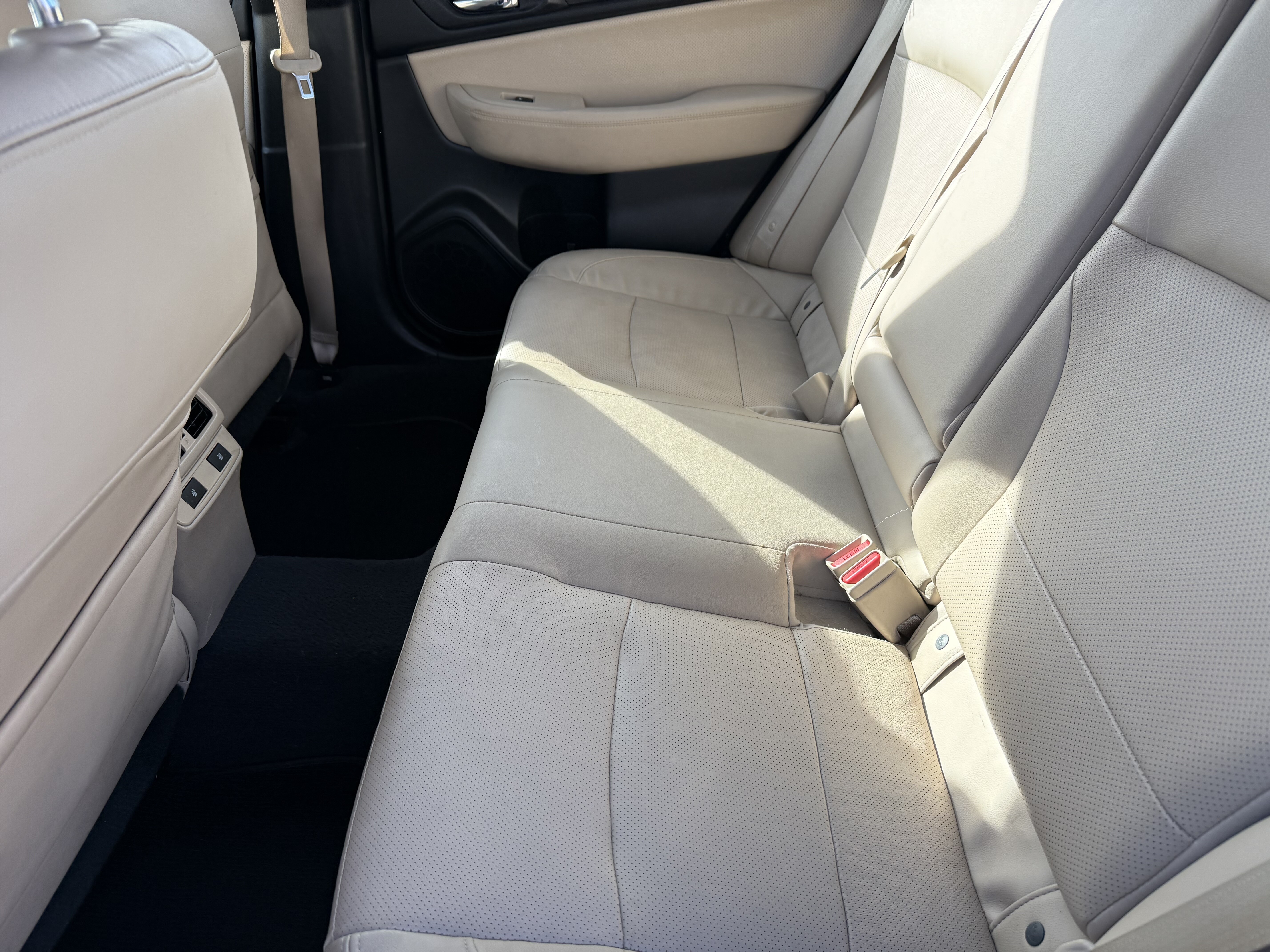 2016 Subaru Legacy in Phoenix, AZ 85022 - 18105987 8