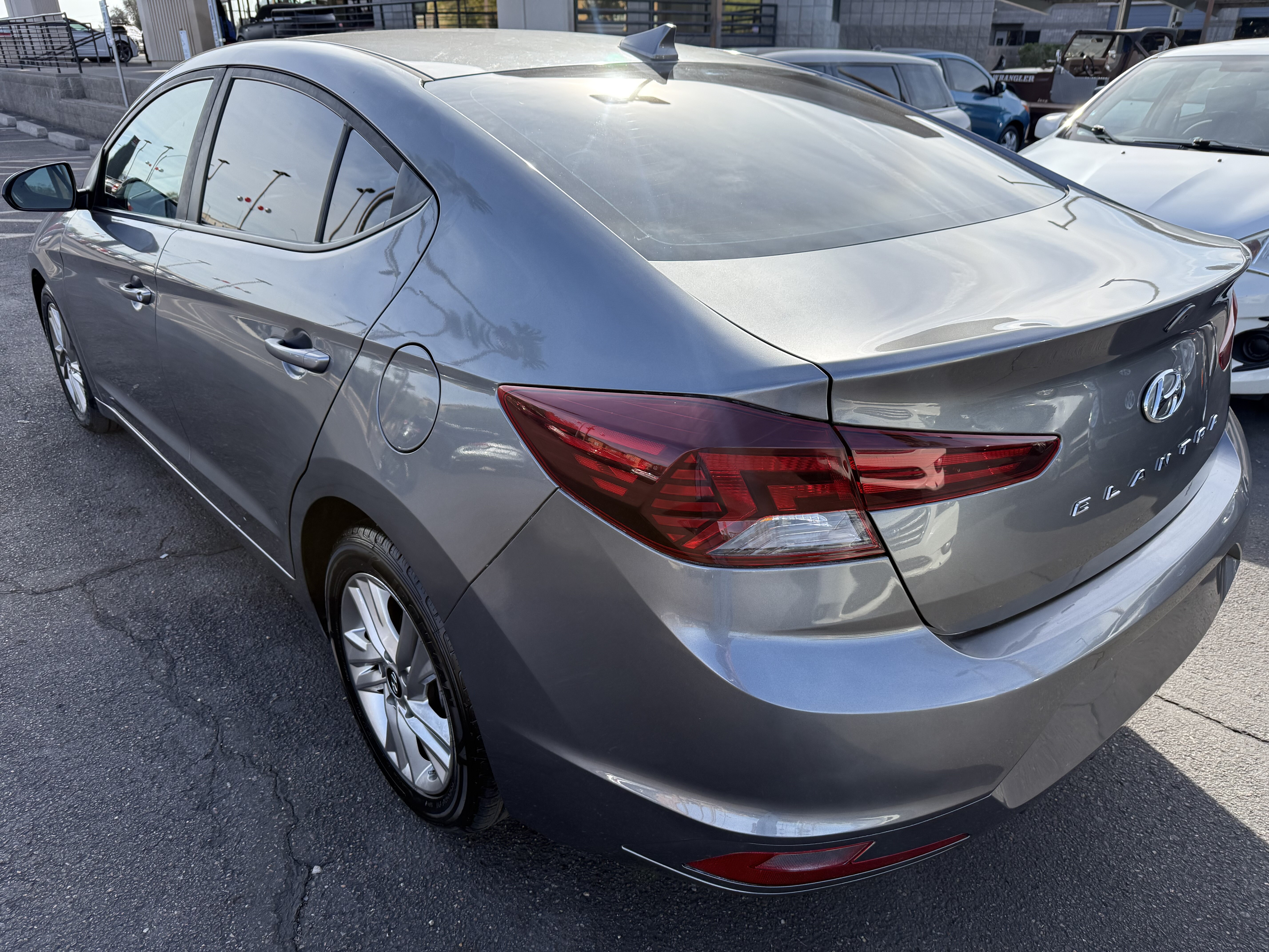 2020 Hyundai Elantra in Phoenix, AZ 85022 - 18105989 6