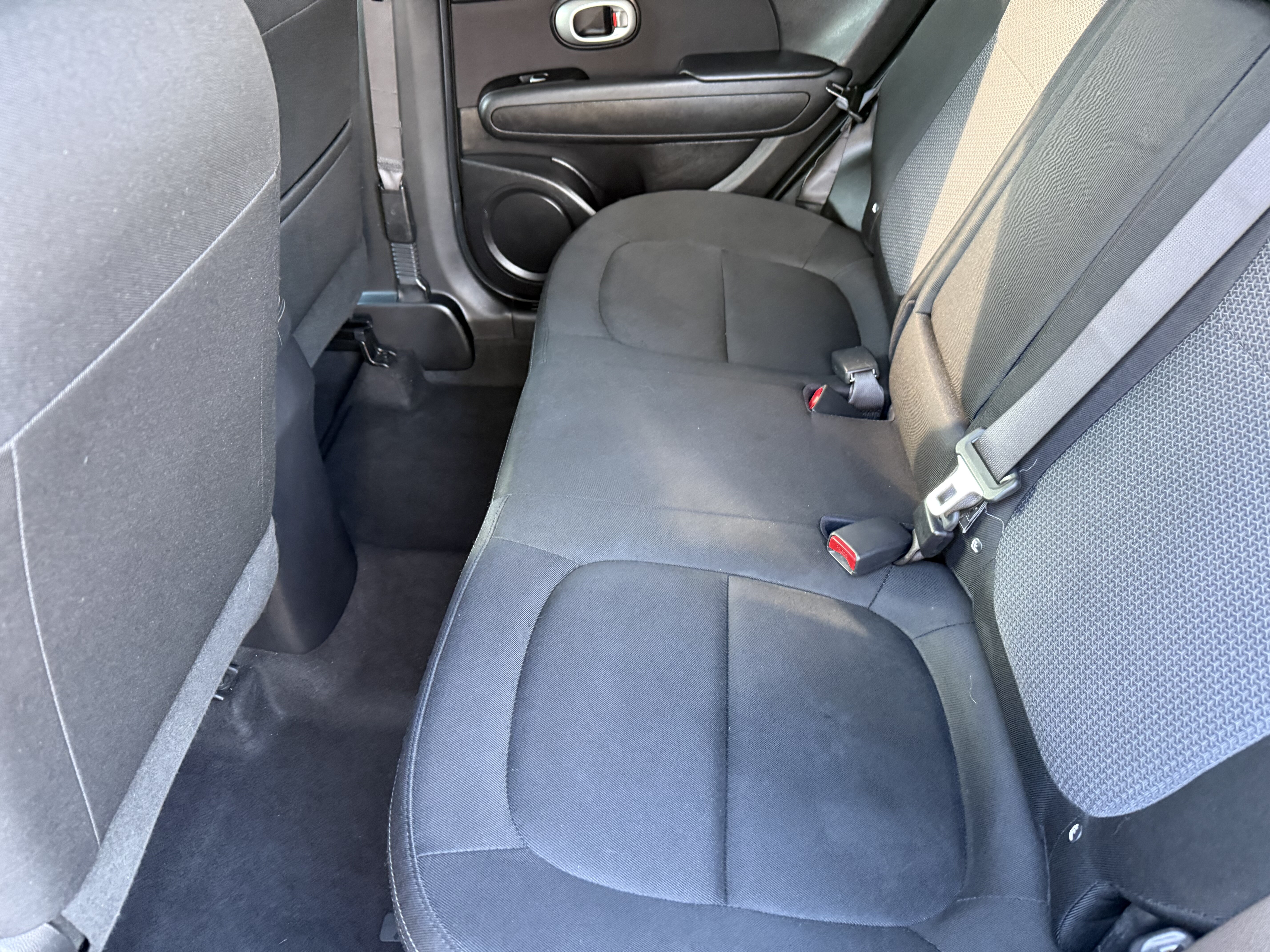 2018 Kia Soul in Phoenix, AZ 85022 - 18105991 8