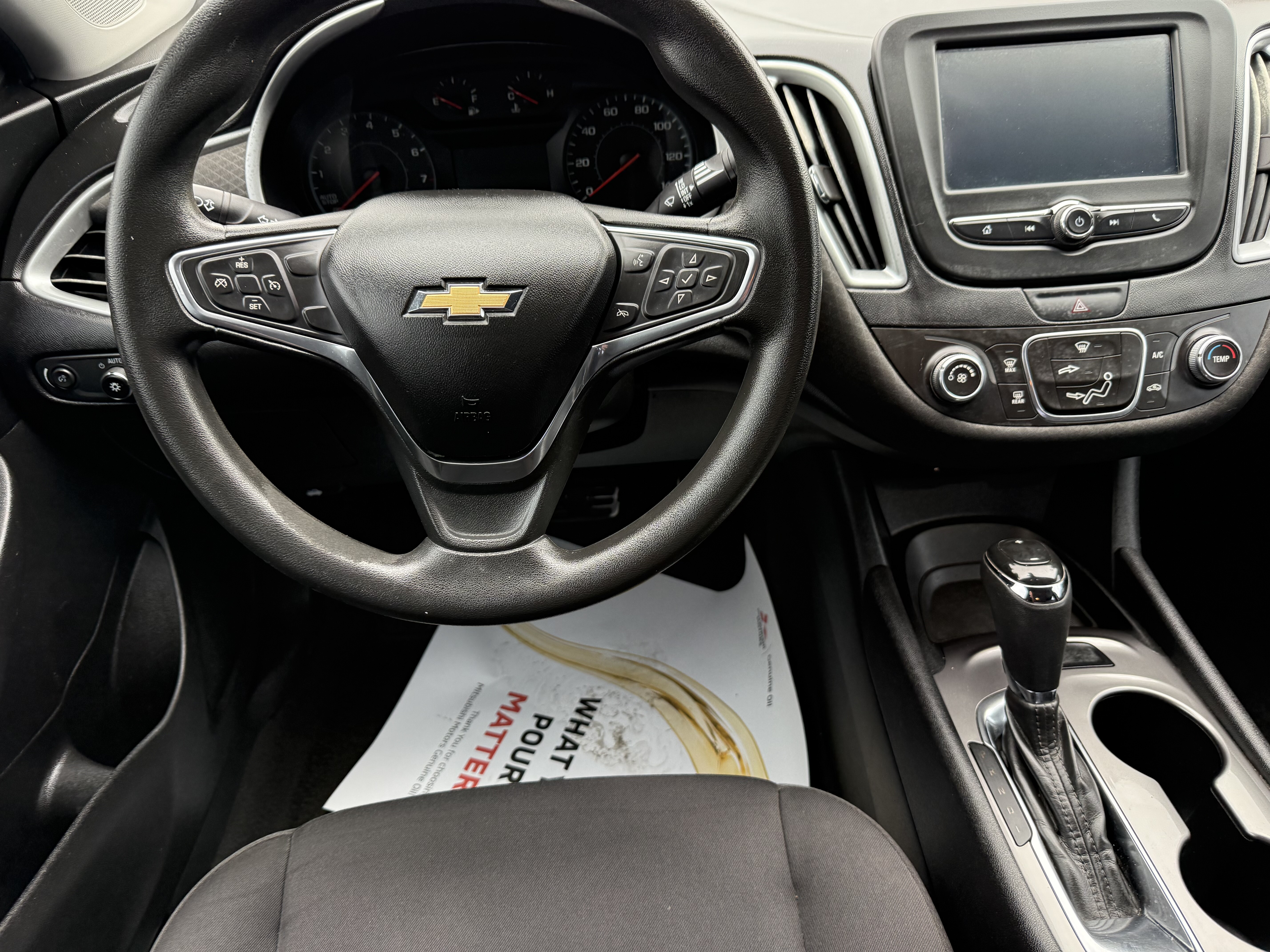 2019 Chevrolet Malibu in Phoenix, AZ 85022 - 18105992 7