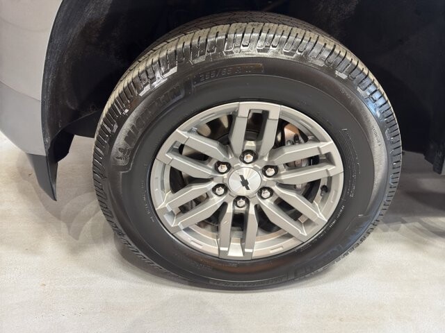 2023 Chevrolet Colorado in Burlington, WI 53105 - 18105999 10