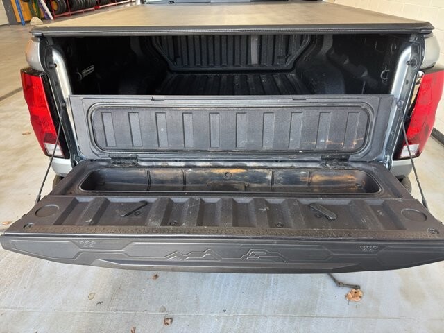 2023 Chevrolet Colorado in Burlington, WI 53105 - 18105999 21