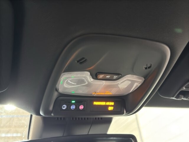 2023 Chevrolet Colorado in Burlington, WI 53105 - 18105999 32