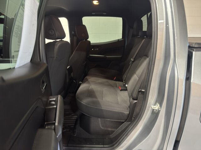 2023 Chevrolet Colorado in Burlington, WI 53105 - 18105999 11