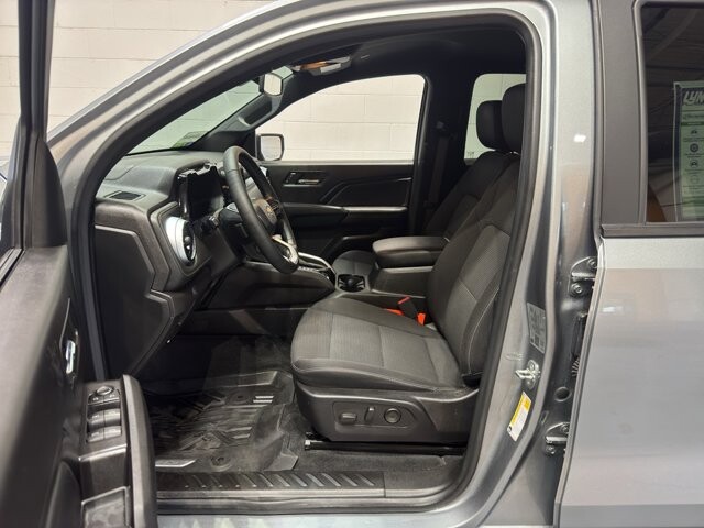 2023 Chevrolet Colorado in Burlington, WI 53105 - 18105999 14