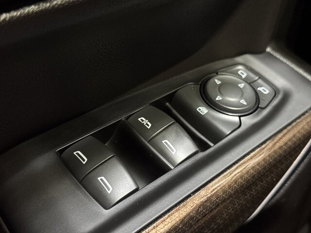 2022 Chevrolet Silverado 1500 in Burlington, WI 53105 - 18106000 35