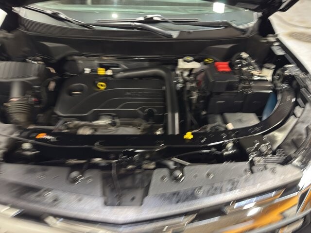 2025 Chevrolet Equinox in Burlington, WI 53105 - 18106001 32