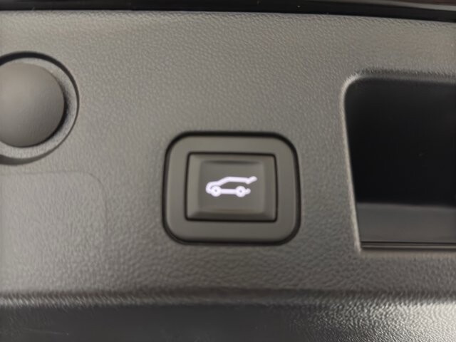 2025 Chevrolet Equinox in Burlington, WI 53105 - 18106001 20