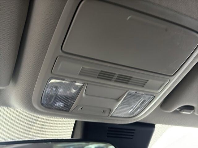 2022 Honda Accord in Burlington, WI 53105 - 18106012 32