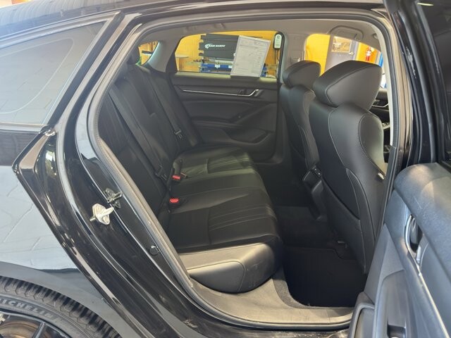 2022 Honda Accord in Burlington, WI 53105 - 18106012 19