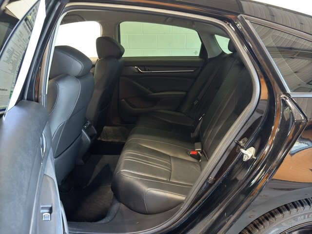 2022 Honda Accord in Burlington, WI 53105 - 18106012 10