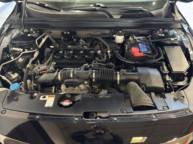 2022 Honda Accord in Burlington, WI 53105 - 18106012 33