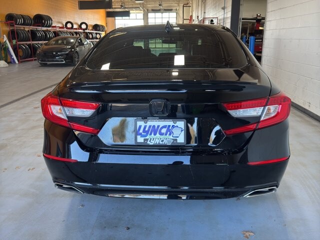 2022 Honda Accord in Burlington, WI 53105 - 18106012 4