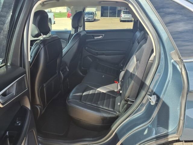 2019 Ford Edge in Troy, IL 62294-1376 - 18106018 22