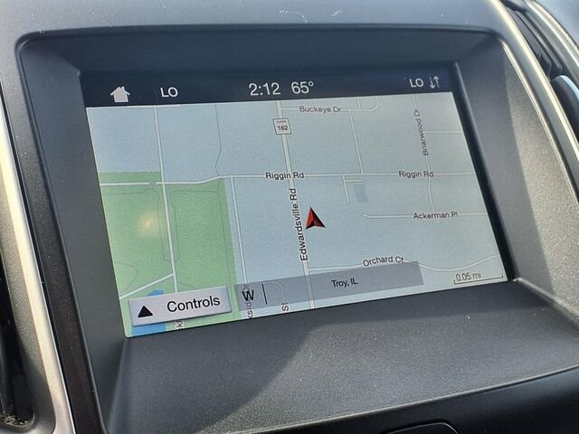 2019 Ford Edge in Troy, IL 62294-1376 - 18106018 5