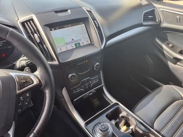 2019 Ford Edge in Troy, IL 62294-1376 - 18106018 4