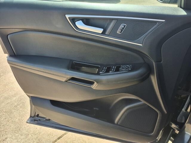 2019 Ford Edge in Troy, IL 62294-1376 - 18106018 17