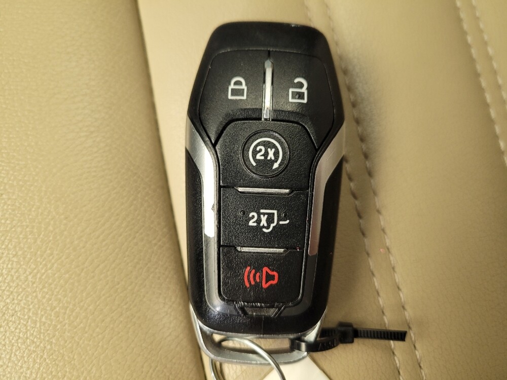 2015 Ford Edge in Louisville, KY 40258 - 18106031 32