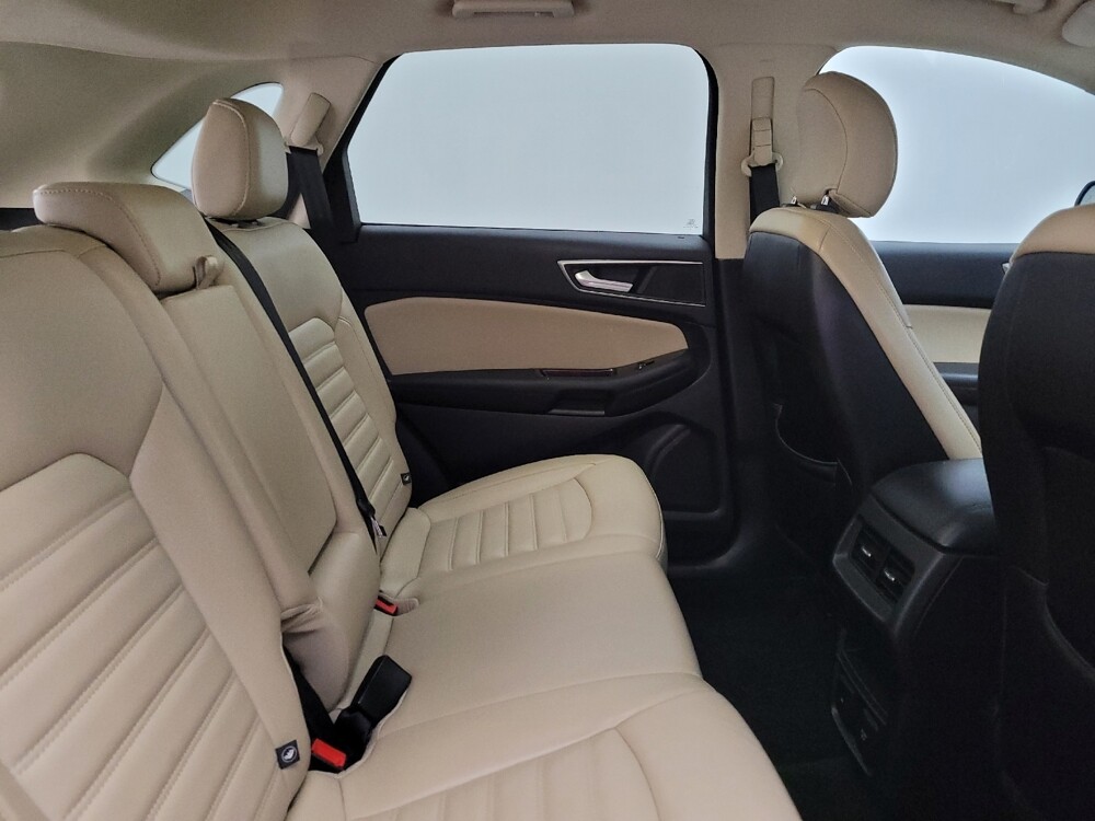 2015 Ford Edge in Louisville, KY 40258 - 18106031 19