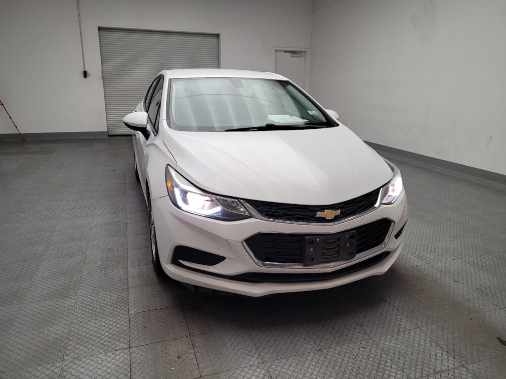 2018 Chevrolet Cruze in Torrance, CA 90504 - 18106038 14
