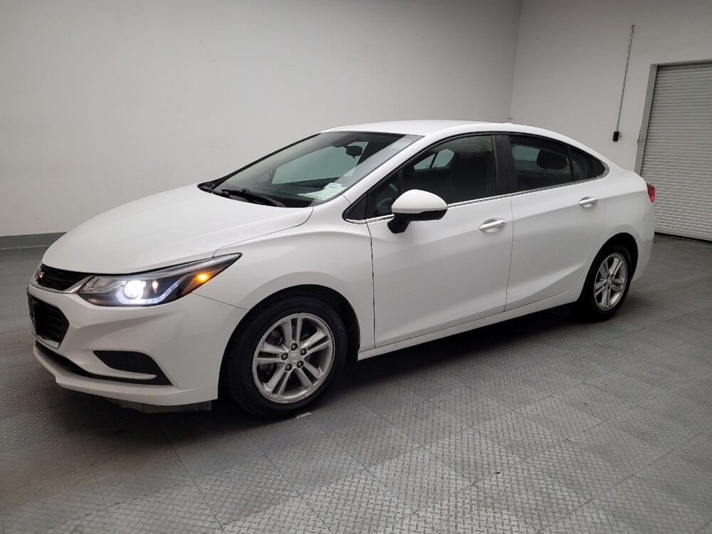 2018 Chevrolet Cruze in Torrance, CA 90504 - 18106038 2