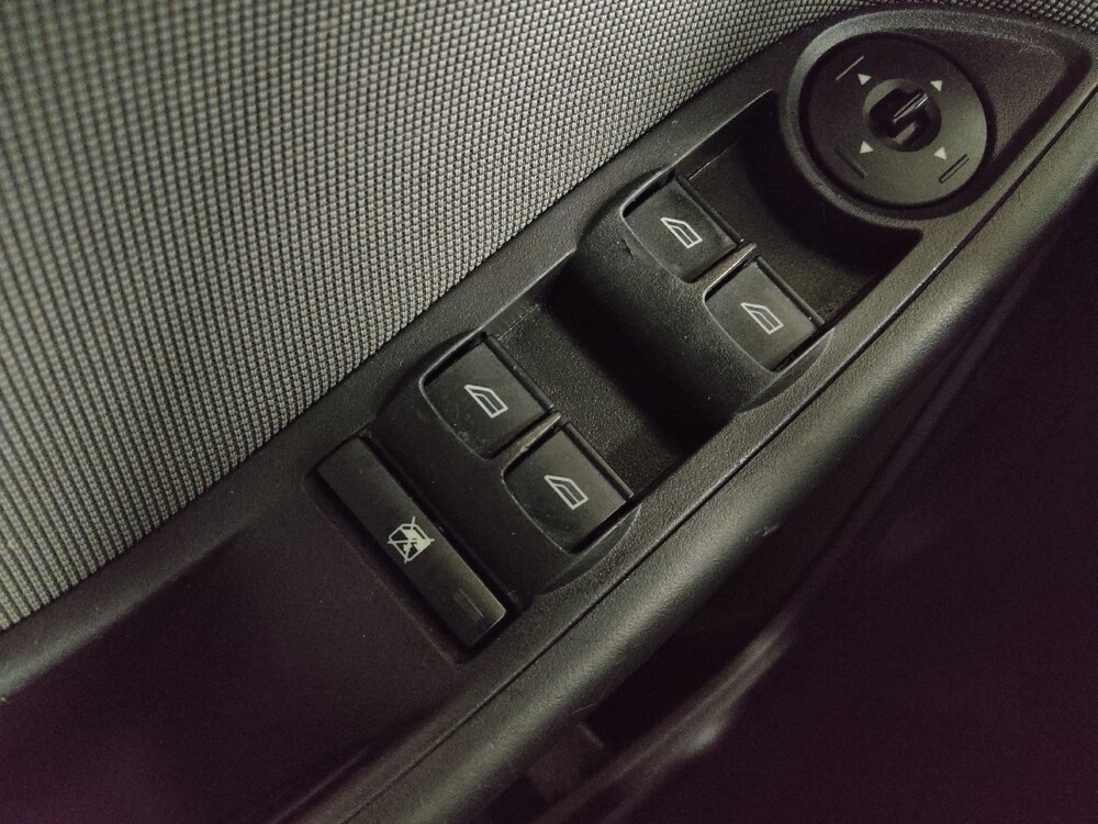 2013 Ford Focus in Augusta, GA 30907 - 18106044 27