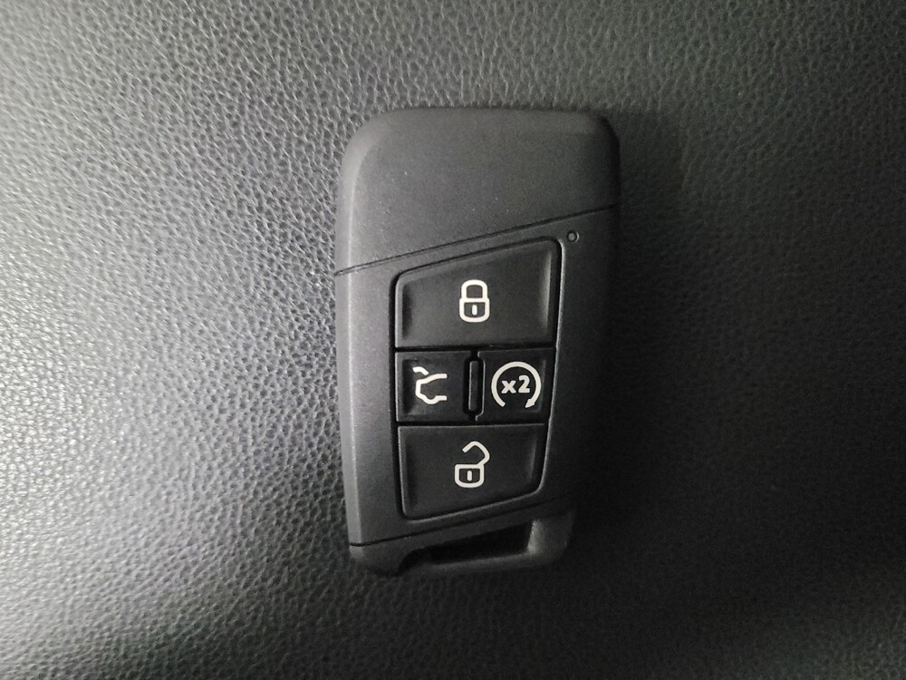 2019 Volkswagen Jetta in Jackson, MS 39211 - 18106045 32