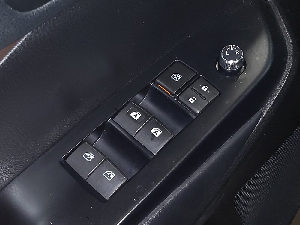 2019 Toyota Highlander in Tulsa, OK 74145 - 18106052 27