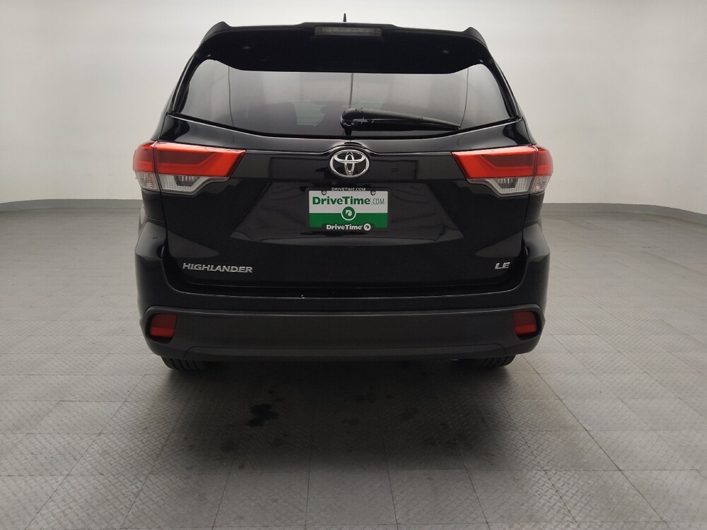2019 Toyota Highlander in Tulsa, OK 74145 - 18106052 6