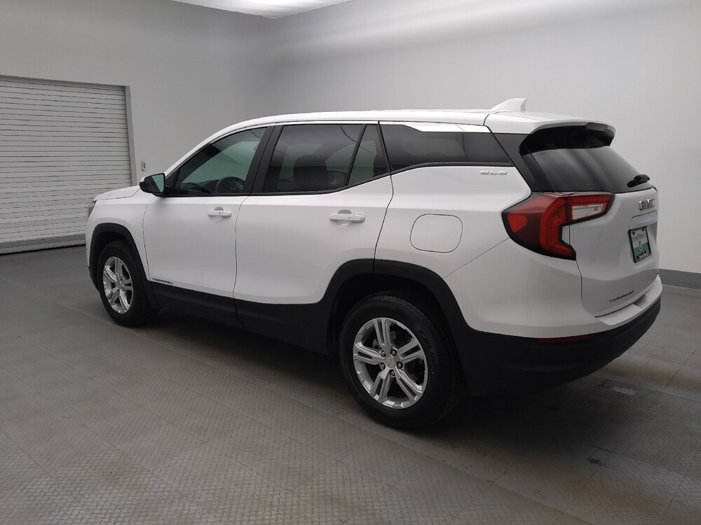2024 GMC Terrain in Lakewood, CO 80215 - 18106053 3