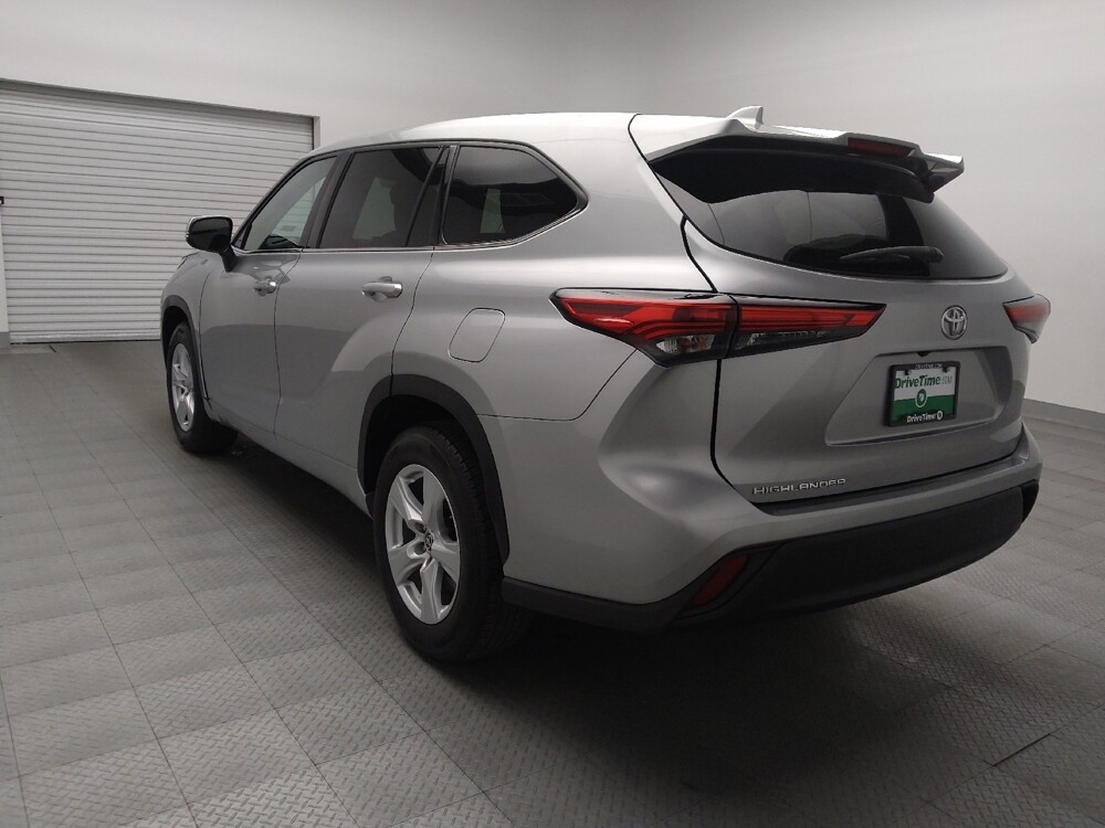 2021 Toyota Highlander in Tulsa, OK 74145 - 18106057 5
