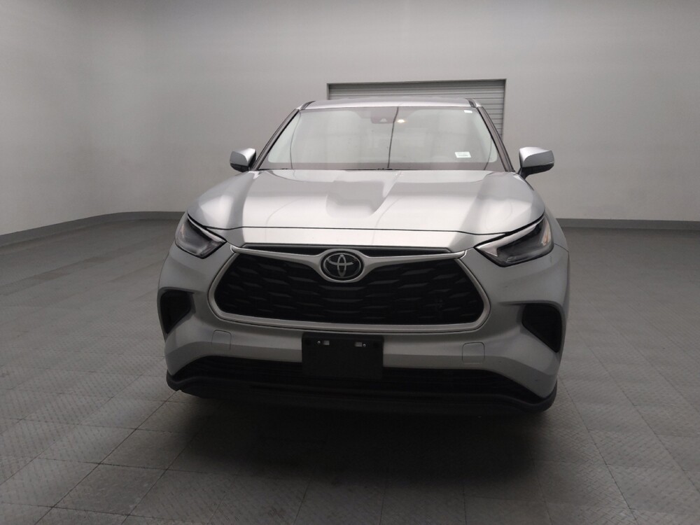 2021 Toyota Highlander in Tulsa, OK 74145 - 18106057 15