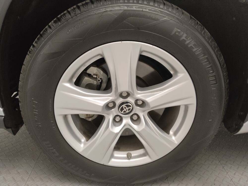 2021 Toyota Highlander in Tulsa, OK 74145 - 18106057 31