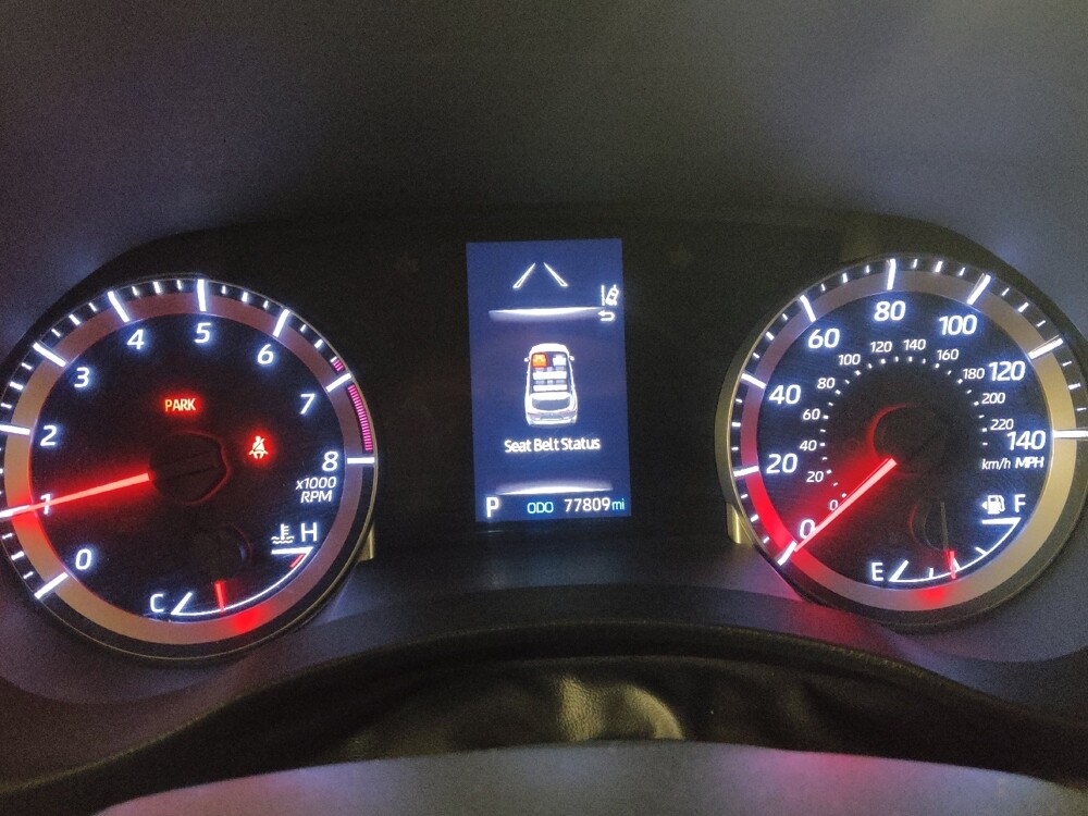 2021 Toyota Highlander in Tulsa, OK 74145 - 18106057 23