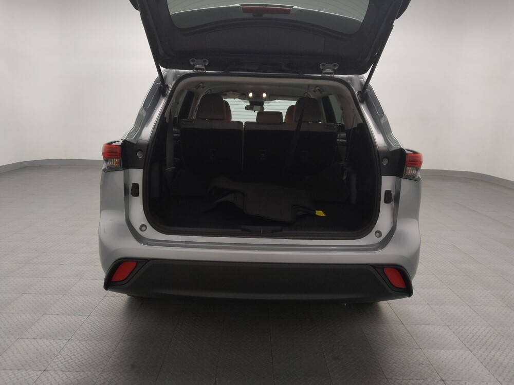 2021 Toyota Highlander in Tulsa, OK 74145 - 18106057 29