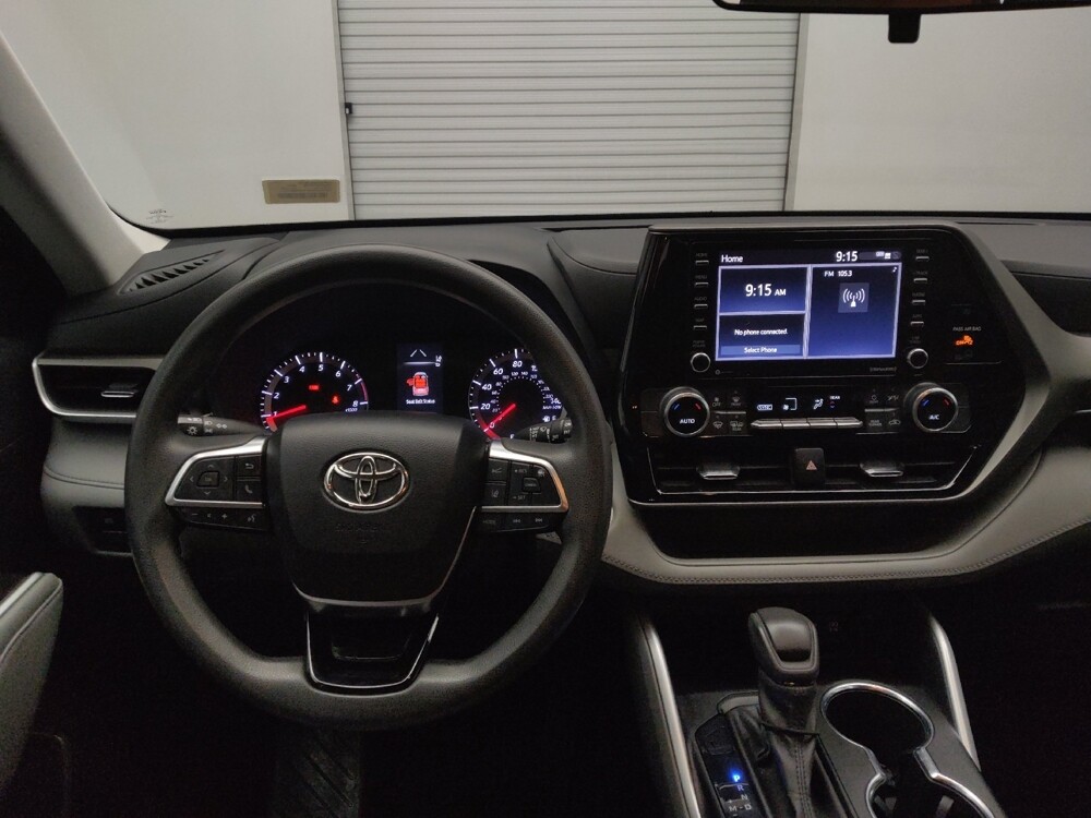 2021 Toyota Highlander in Tulsa, OK 74145 - 18106057 22