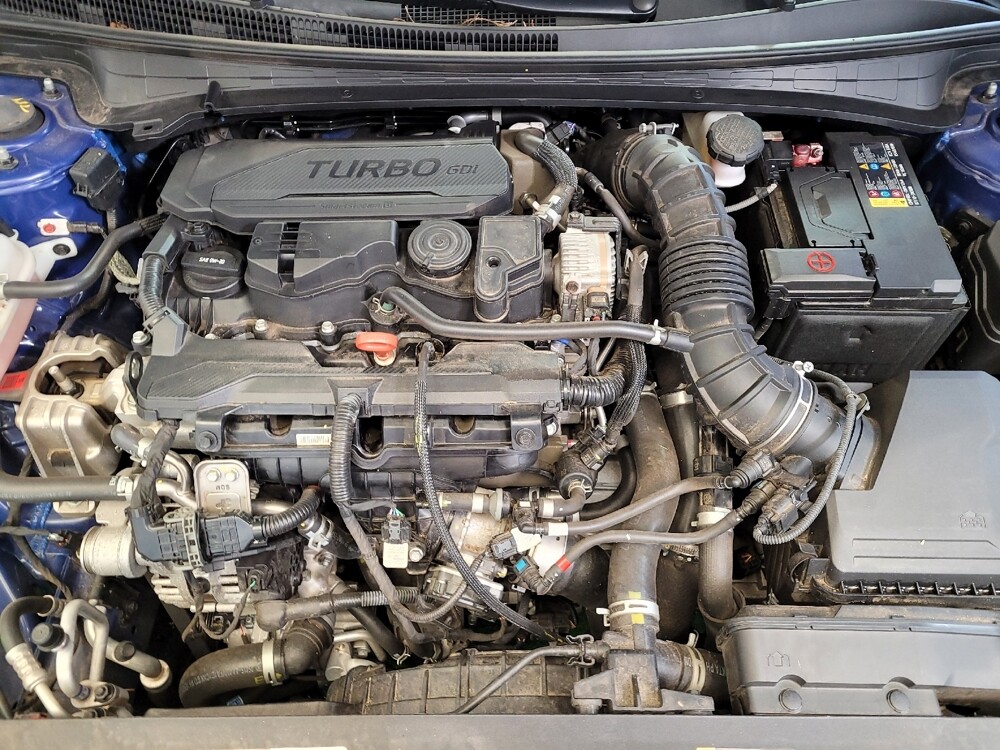 2023 Hyundai Elantra in Fairfield, OH 45014 - 18106062 30