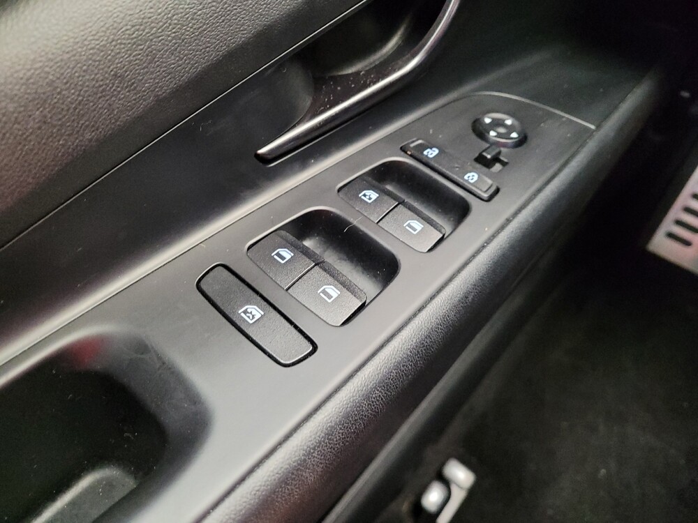 2023 Hyundai Elantra in Fairfield, OH 45014 - 18106062 27