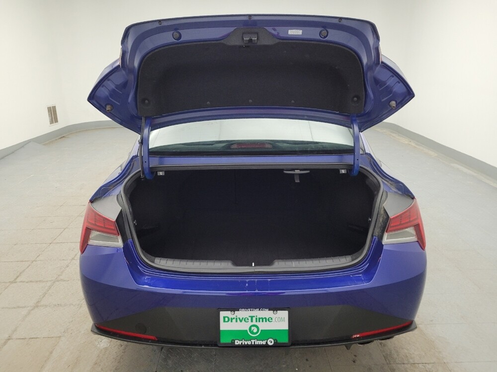 2023 Hyundai Elantra in Fairfield, OH 45014 - 18106062 29