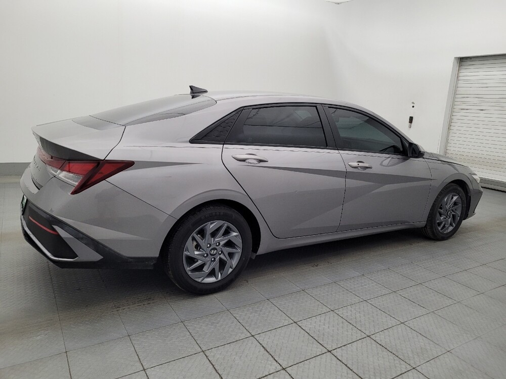 2024 Hyundai Elantra in Tampa, FL 33619 - 18106064 10