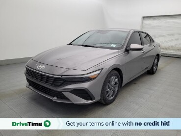 2024 Hyundai Elantra in Tampa, FL 33619