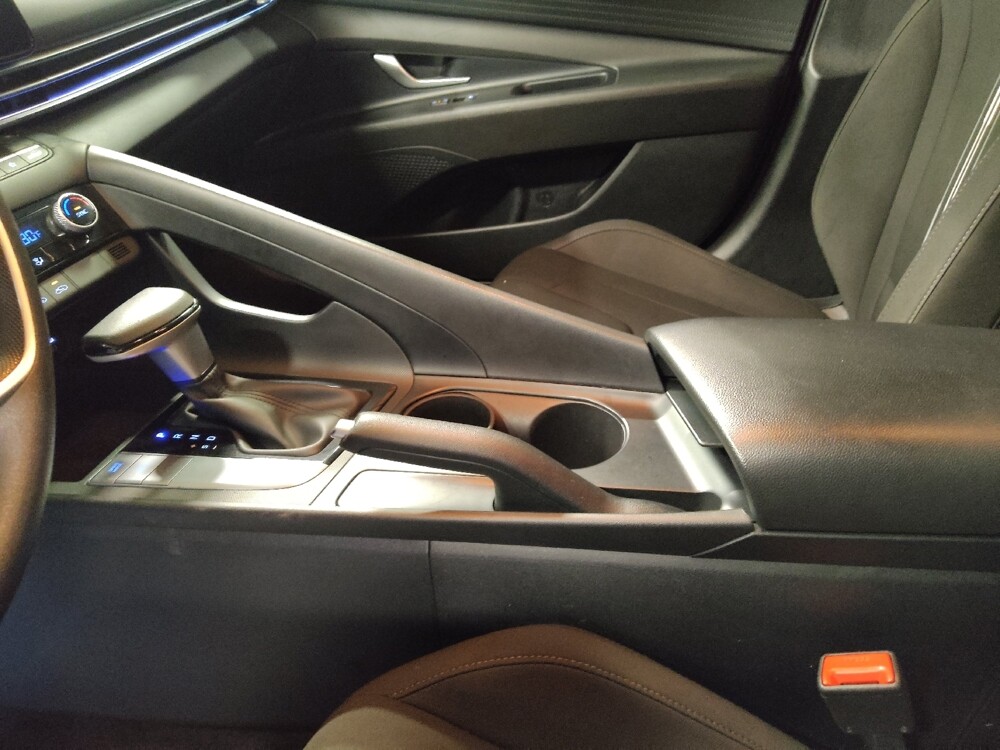 2024 Hyundai Elantra in Tampa, FL 33619 - 18106064 26