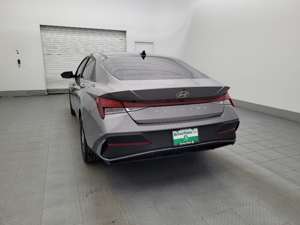 2024 Hyundai Elantra in Tampa, FL 33619 - 18106064 6