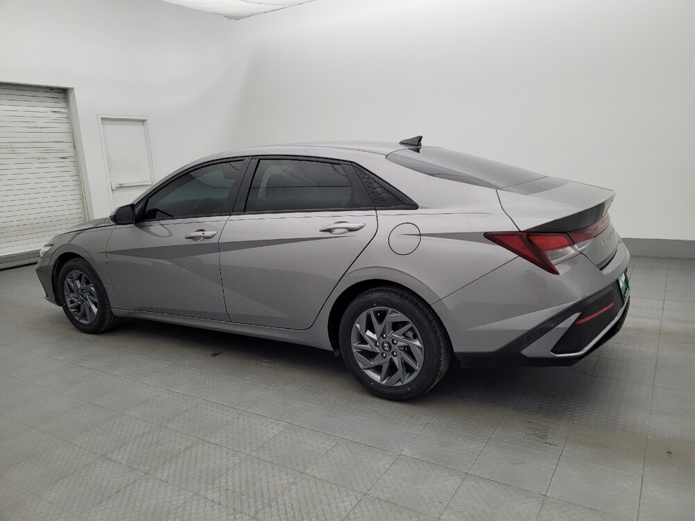 2024 Hyundai Elantra in Tampa, FL 33619 - 18106064 3